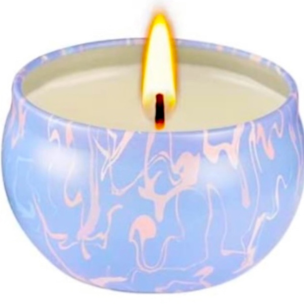 Cute little scented candle!